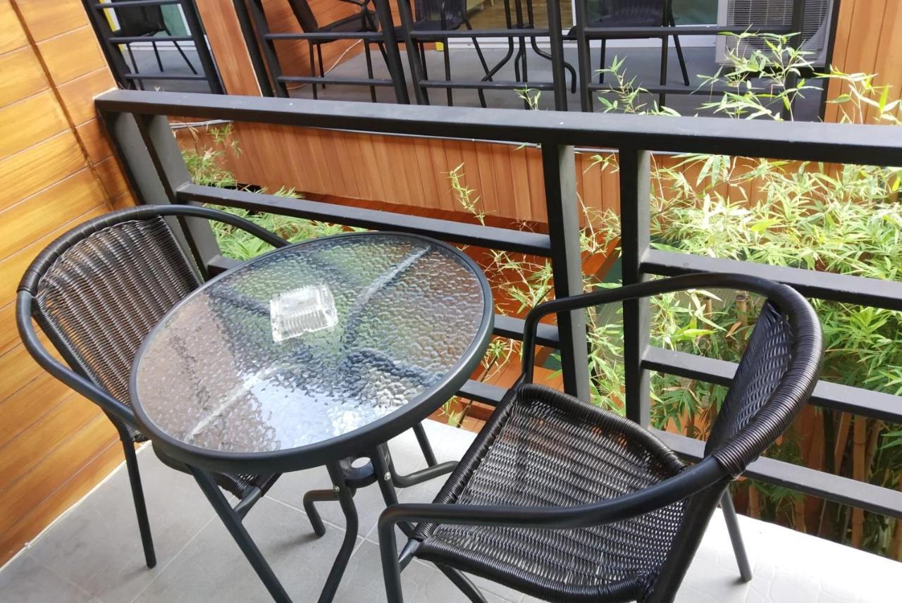 The M Pool Villas Bangkok - Bts Ekkamai Экстерьер фото