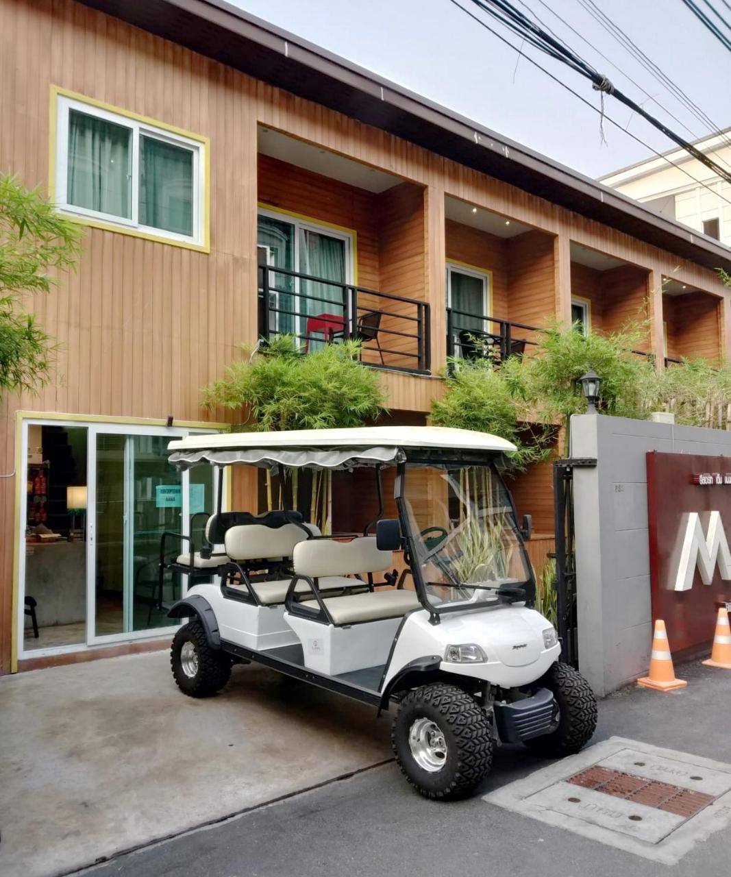 The M Pool Villas Bangkok - Bts Ekkamai Экстерьер фото